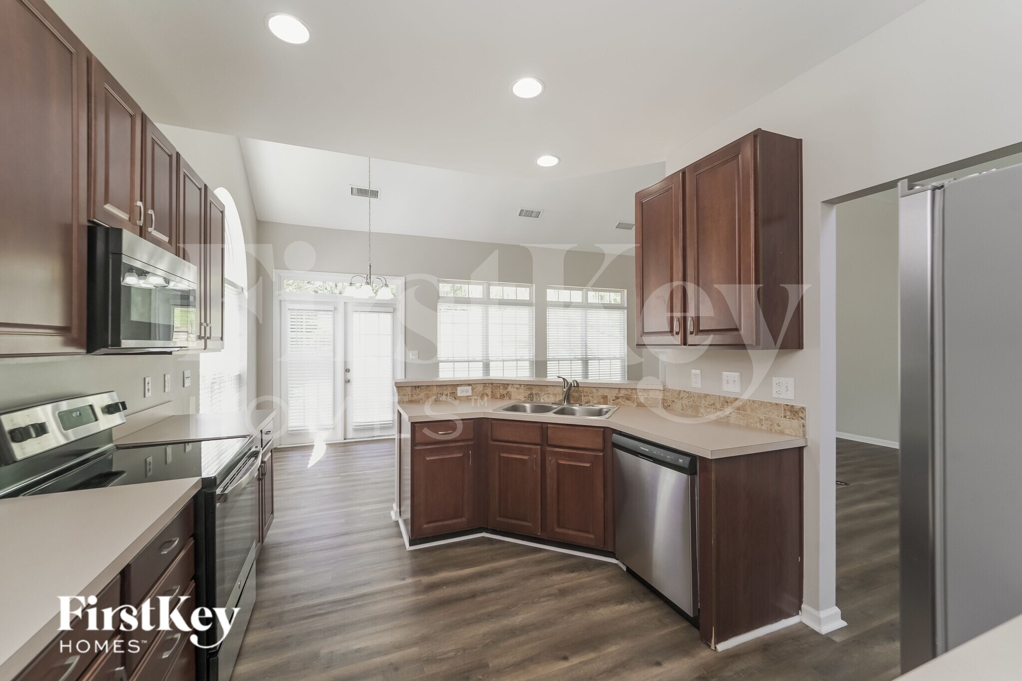 Building Photo - 16025 Lavenham Rd