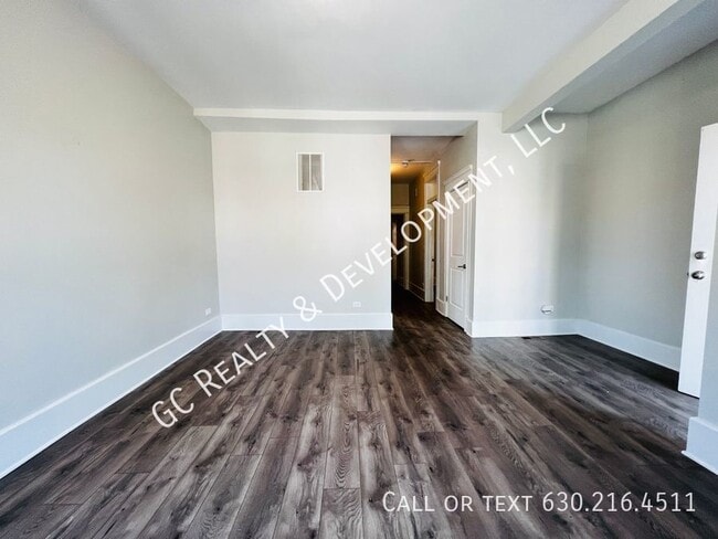 Building Photo - 6401 S Eberhart Ave