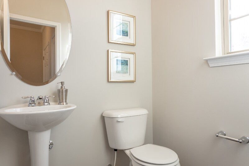 Building Photo - 6736 Hardwick Ln