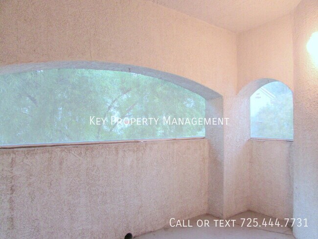 Building Photo - 8416 White Eagle Ave