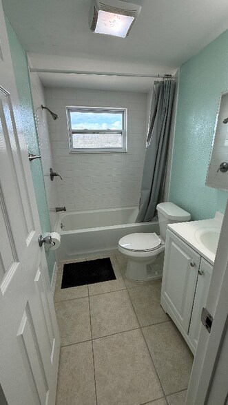 Building Photo - 6620 Grace Sweat Rd