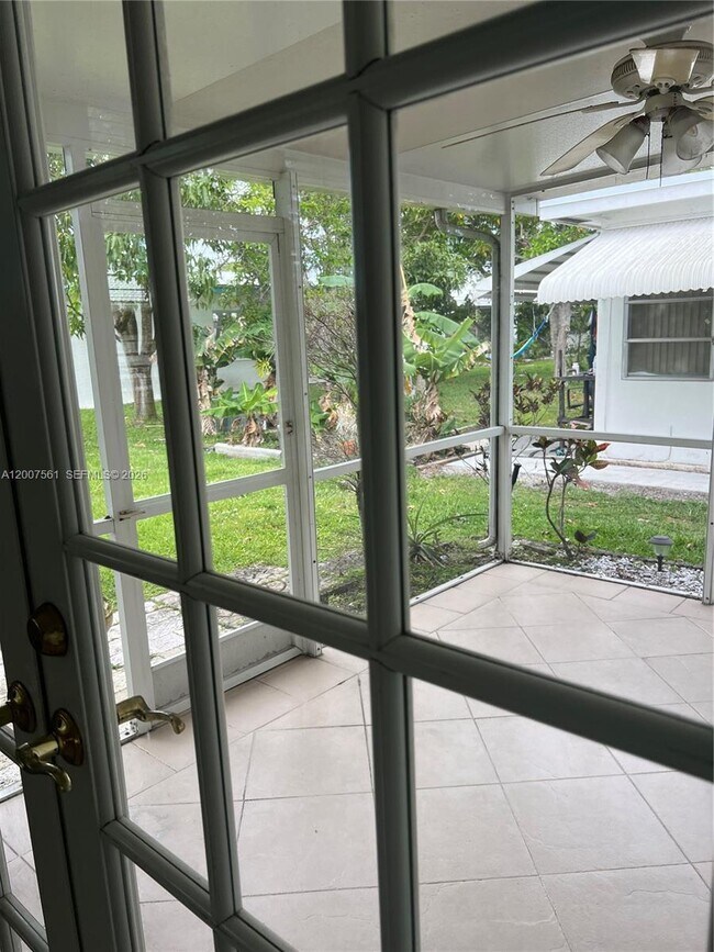 Building Photo - 6805 NW 75th St