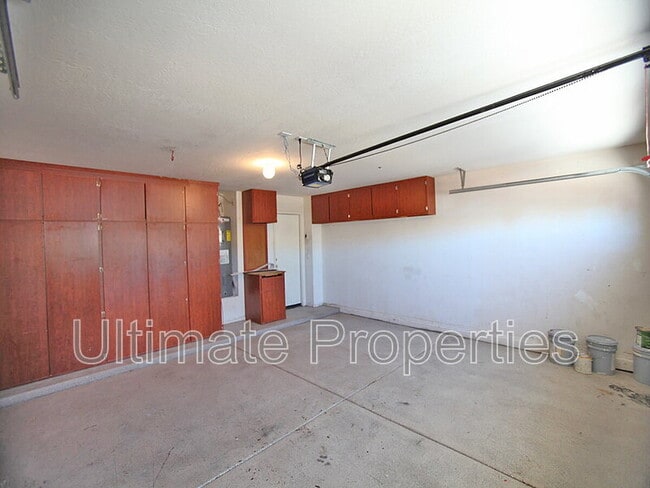 Building Photo - 14805 N B St