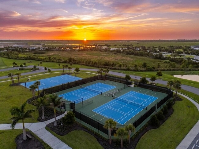 Building Photo - 8792 Winter Breeze Wy