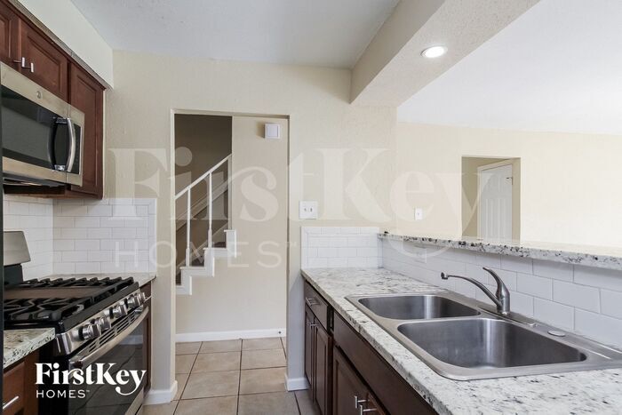 Building Photo - 29322 Brookchase Dr