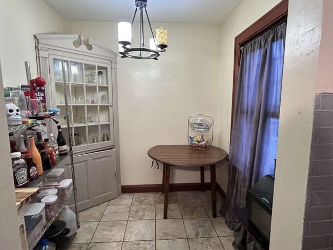 Building Photo - 13845 S Wabash Ave