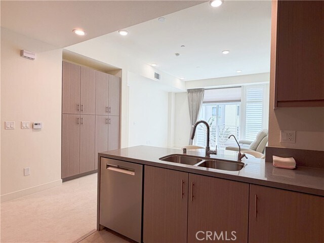 Building Photo - 168 S Monterey St