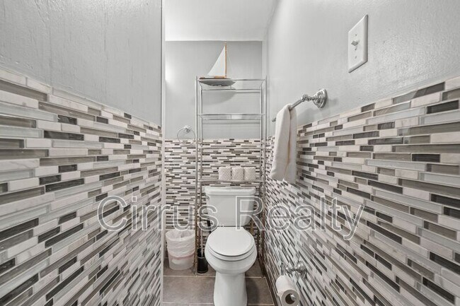 Building Photo - 860 Morgan Trail