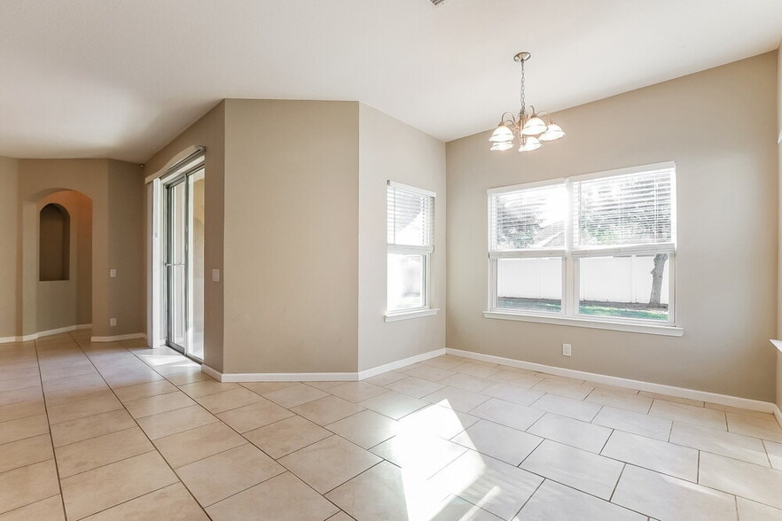 Building Photo - 1716 Hawksbill Ln