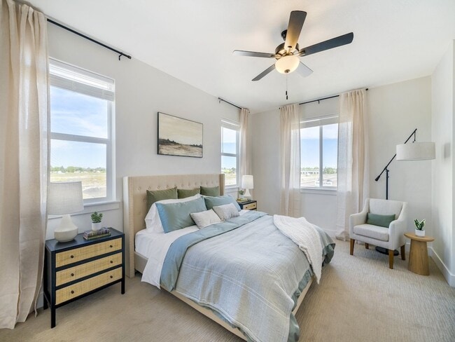 Building Photo - Orchard Park Townhomes