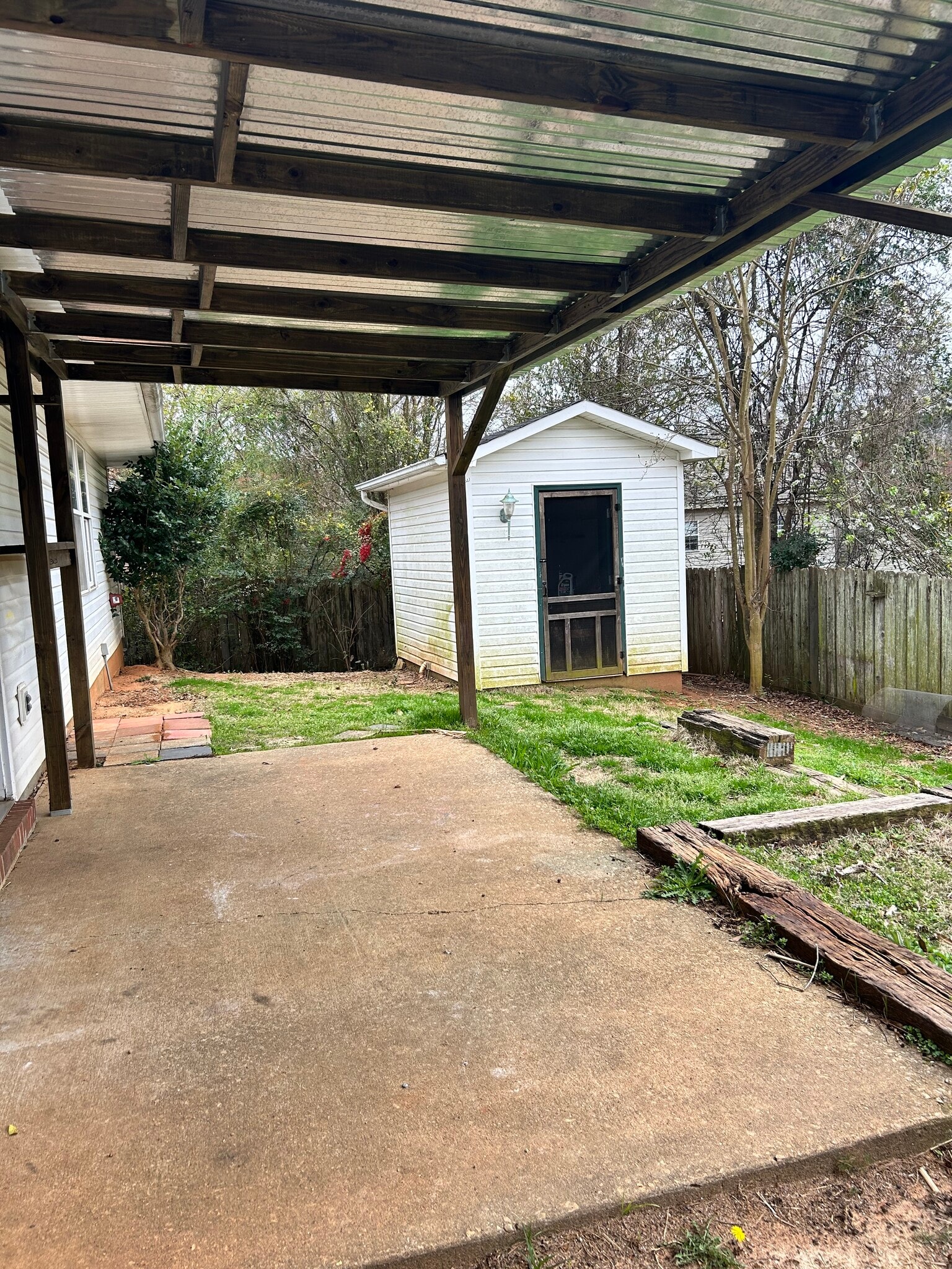 Building Photo - 1033 DeKalb St