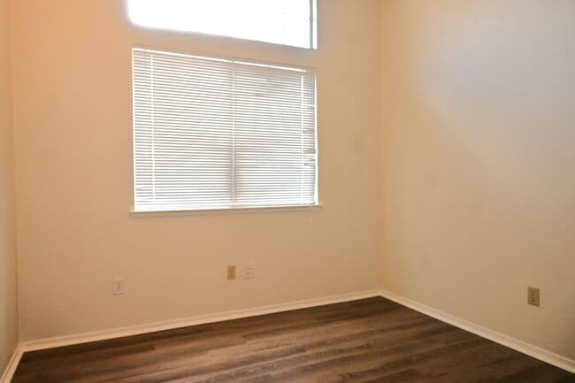 Building Photo - 4312 Wheeler Ct
