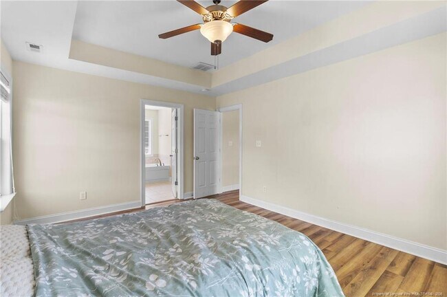 Building Photo - 5802 Rainsford Dr