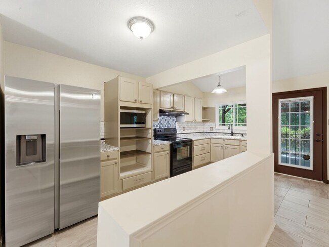 Building Photo - 1114 Churing Dr