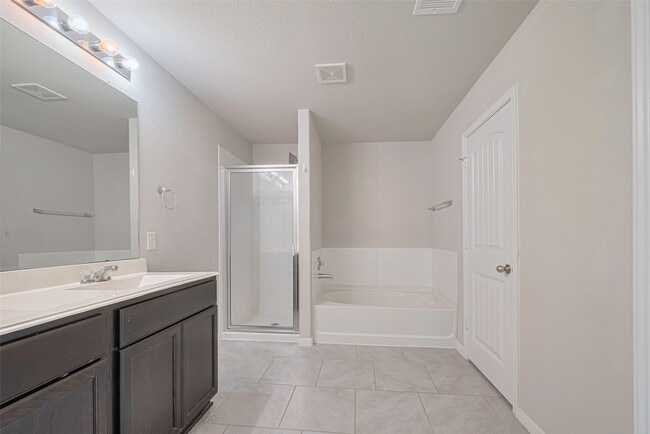 Building Photo - 3010 Veeder Pass Ln