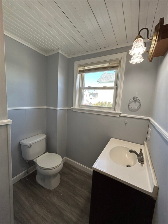 Building Photo - 11 Davis St