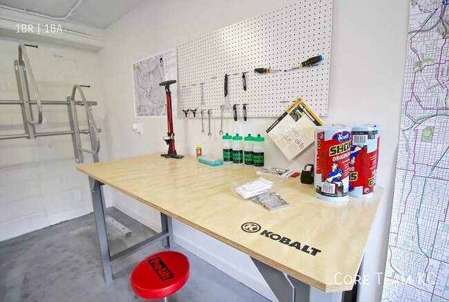 Building Photo - 209 Emanuel Cleaver II Blvd.