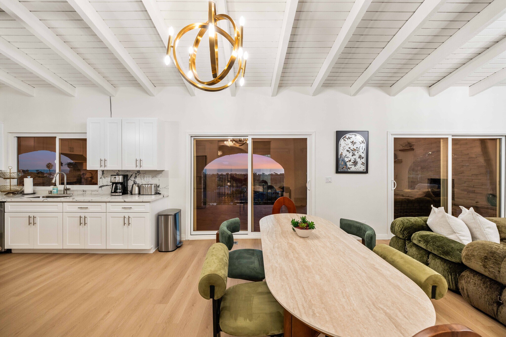 Building Photo - 605 Calle del Cerrito