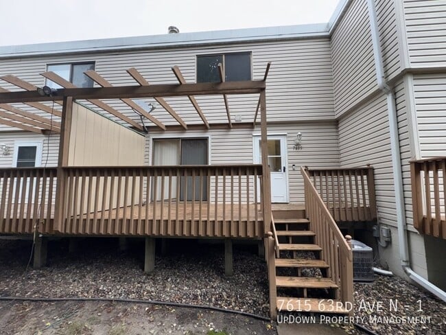 Primary Photo - 7615 63rd Ave N