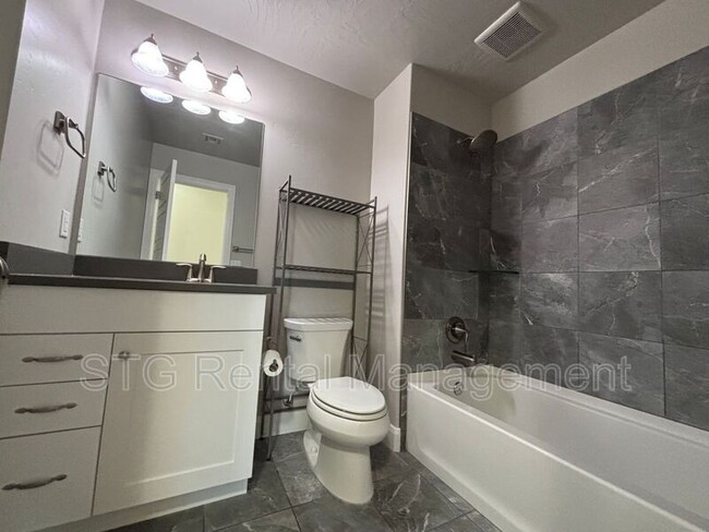 Building Photo - 3628 S Atlanta Ln