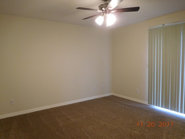 Building Photo - 2BR 1BA DUPLEX FOR RENT