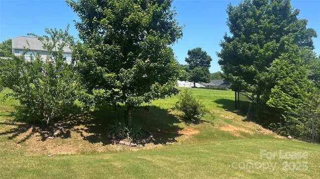 Building Photo - 6440 Myston Ln
