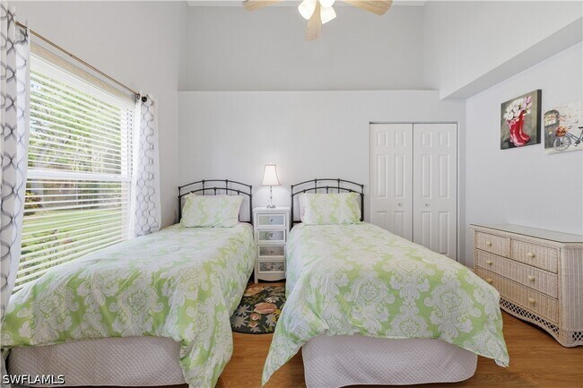 Building Photo - 5778 Greenwood Cir