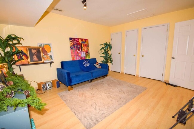 Building Photo - 712 Eagle Point Ct
