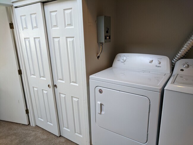 Washer and dryer located upstairs near bedrooms - 3156 Bishop St
