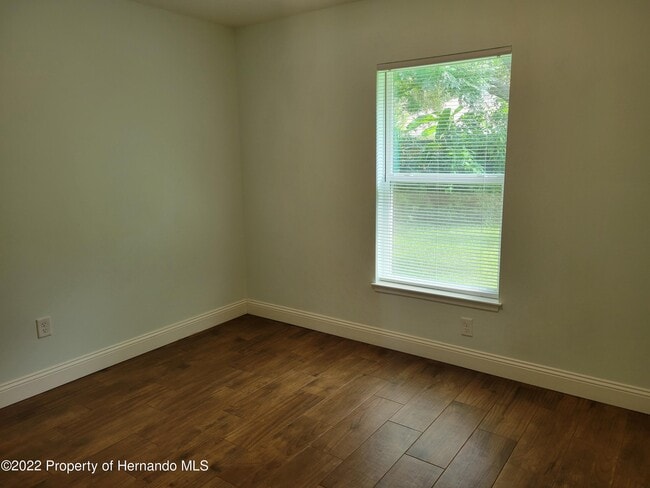 Building Photo - 1182 Hallcrest Ave