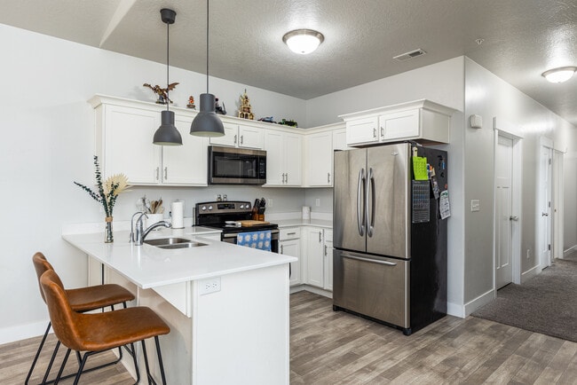 Building Photo - 14472 S Selvig Way