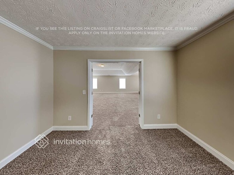 Building Photo - 707 Dellrose Trce