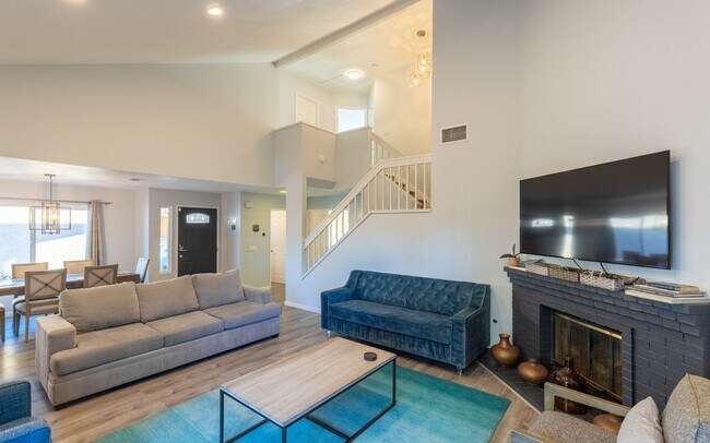 Building Photo - 7642 Goode St