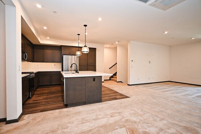 Building Photo - $5,190 - GORGEOUS FOUR BEDROOM HOME IN THE...