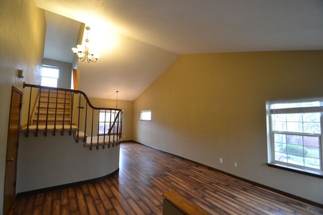 Building Photo - 830 Dancing Horse Dr