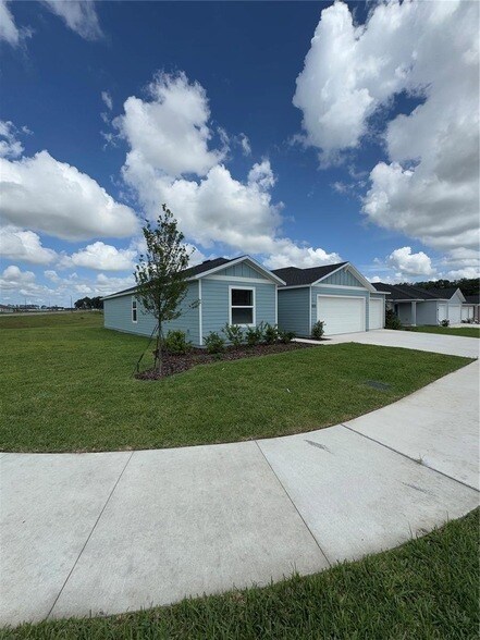 Building Photo - 8388 SW 41st Terrace