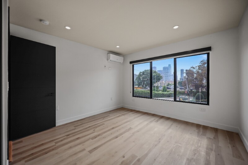 Building Photo - 1139 Bellevue Ave