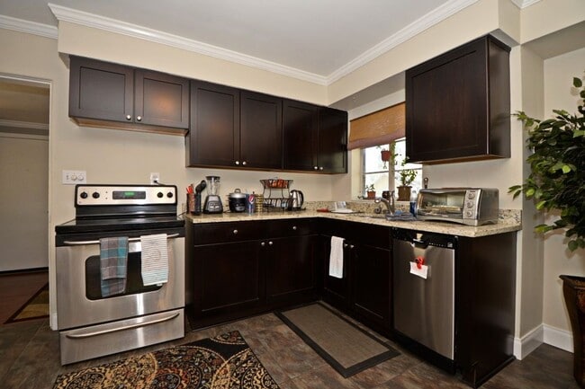 Building Photo - 2 Bed | 1 Bath near SODO