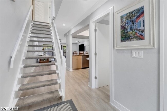 Building Photo - 790 Meadowland Dr