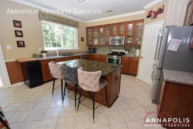 Building Photo - 2711 Summers Ridge Dr