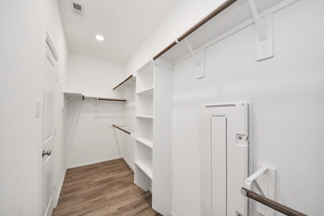 Building Photo - 7319 Bridal Ranch Dr