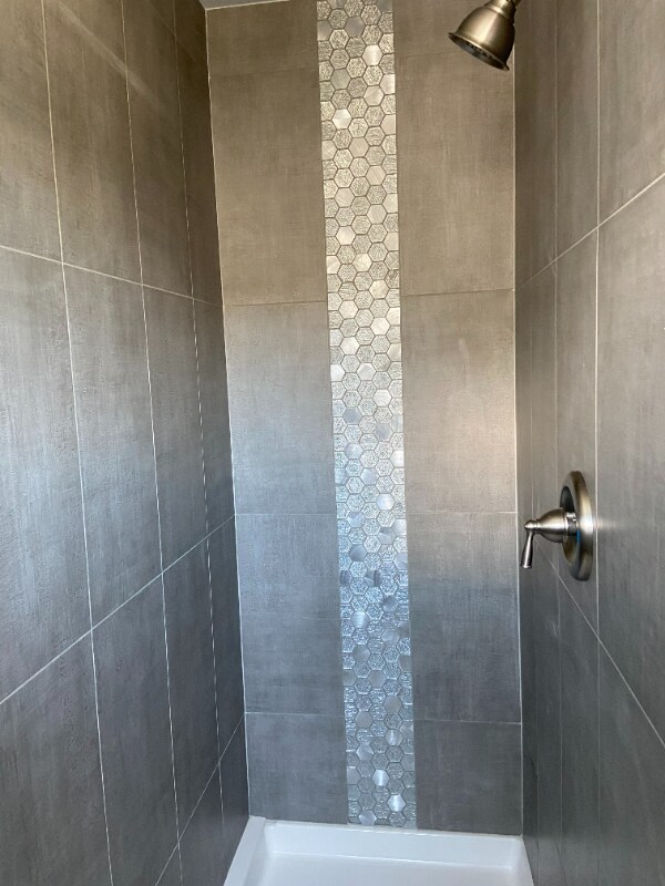 Building Photo - 909 Blondel St