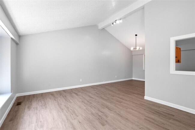 Building Photo - 836 Country Stone Dr