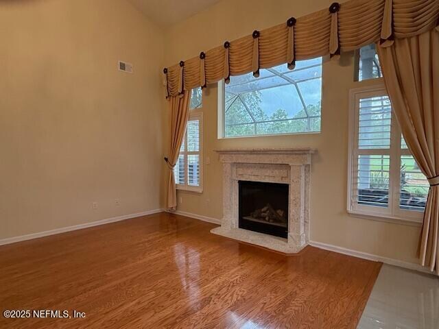 Building Photo - 2518 Willow Creek Dr