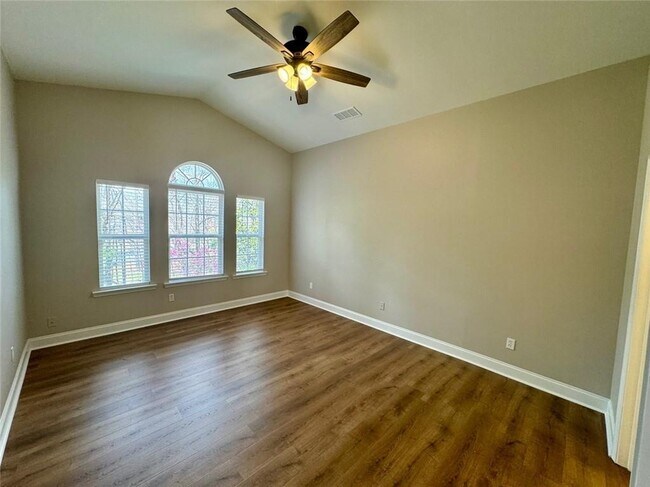 Building Photo - 2662 Pierce Brennen Ct NE