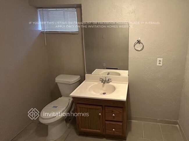 Building Photo - 4946 E 109th Ct