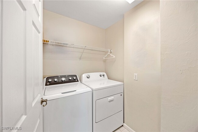 Building Photo - 7822 Gardner Dr