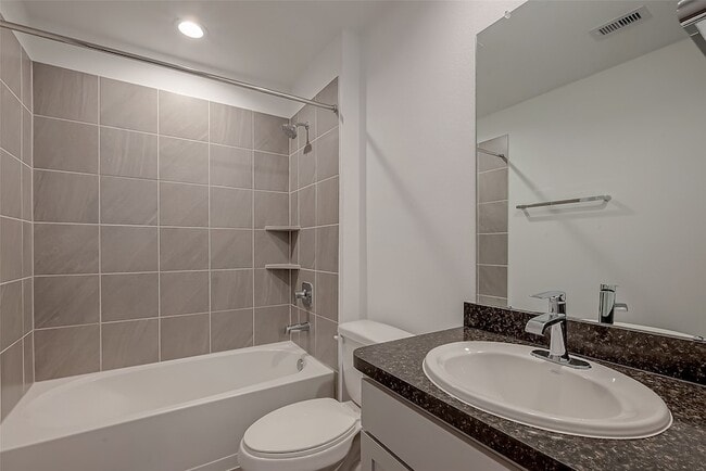 Building Photo - 5343 Pinecliff Grove Ct
