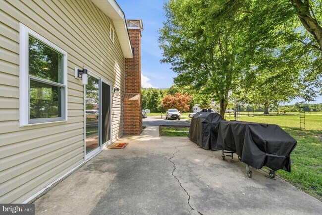 Building Photo - 12712 Grosstown Rd
