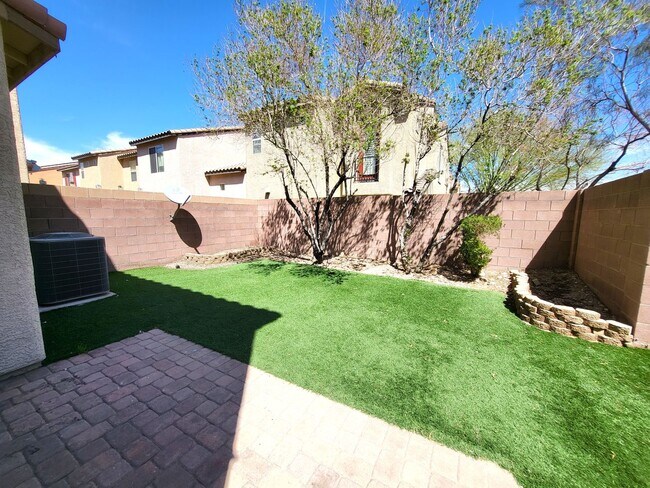 Building Photo - 9322 Quiet Mist Ct